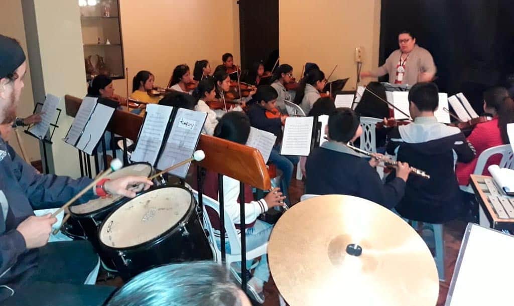 Ensamble-de-los-diferentes-núcleos-de-la-red-musical-chinchana