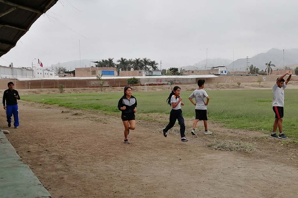 alumnos-del-ciro-entrenando-en-el-estadio-del-ciro