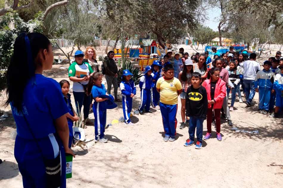 recibimiento-por-parte-de-los-alumnos-de-santa-cruz